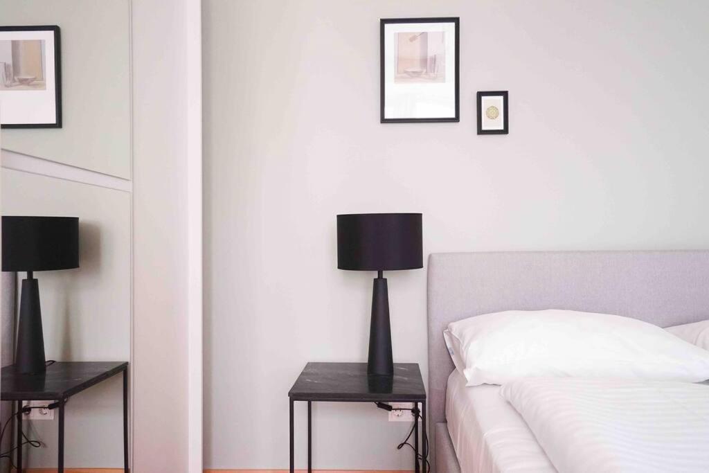 Boutique Suite Near Museum District Wina Bagian luar foto